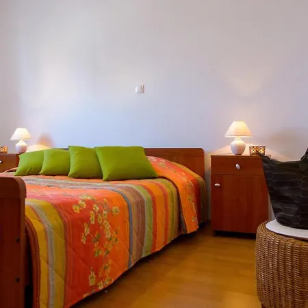 Two-bedroom In Okrug Gornji Ii Διαμέρισμα *