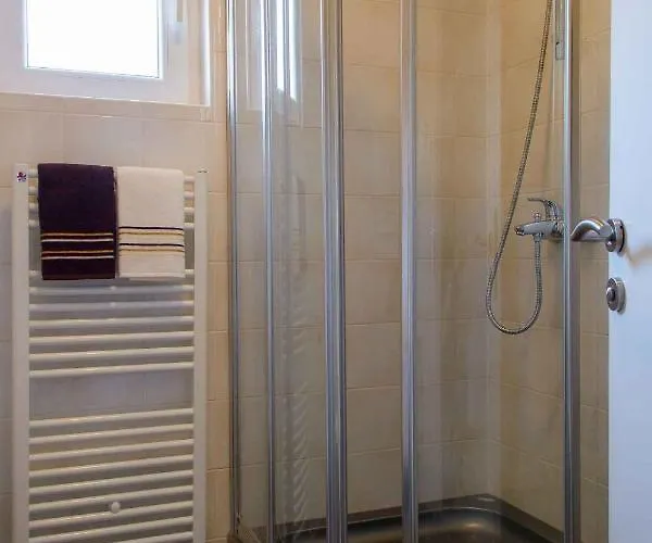 Two-bedroom In Okrug Gornji Ii Trogir